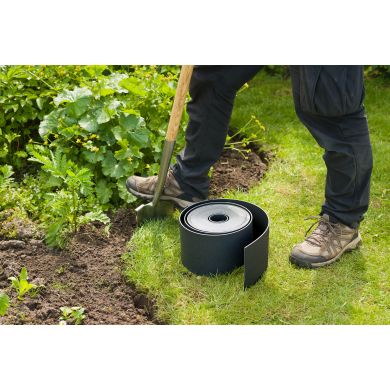 Bordure de jardin flexible en PE recyclé épaisseur 3 mm, Noire H7,5 cm x 10 m